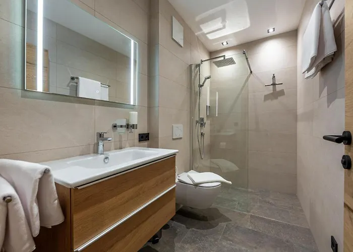 Waldnest * Kitzbühel