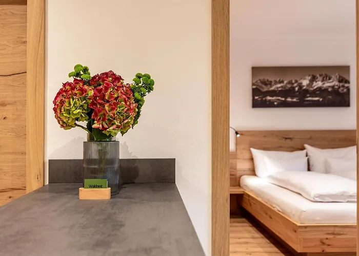 Waldnest * 基茨比厄尔